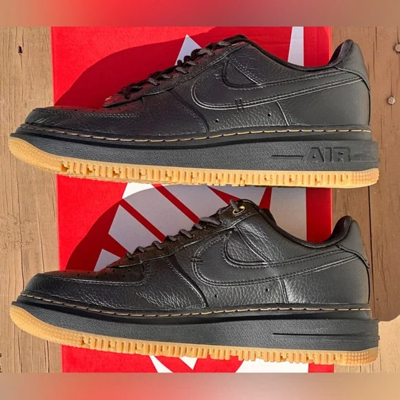 Nike Air Force 1 Luxe "Black Gum" Low-Top Casual Sneakers - Mens 9Womens 10.5